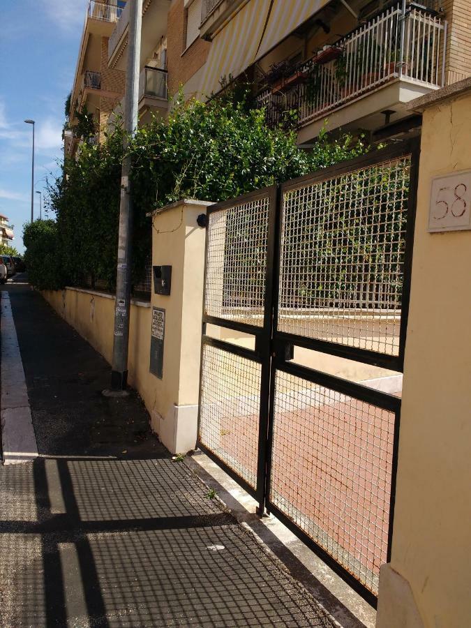 Adrian House Accommodatie bij particulieren Rome